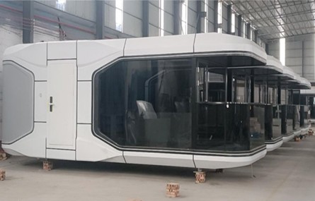 joha-space-capsule-house-production-wokshop